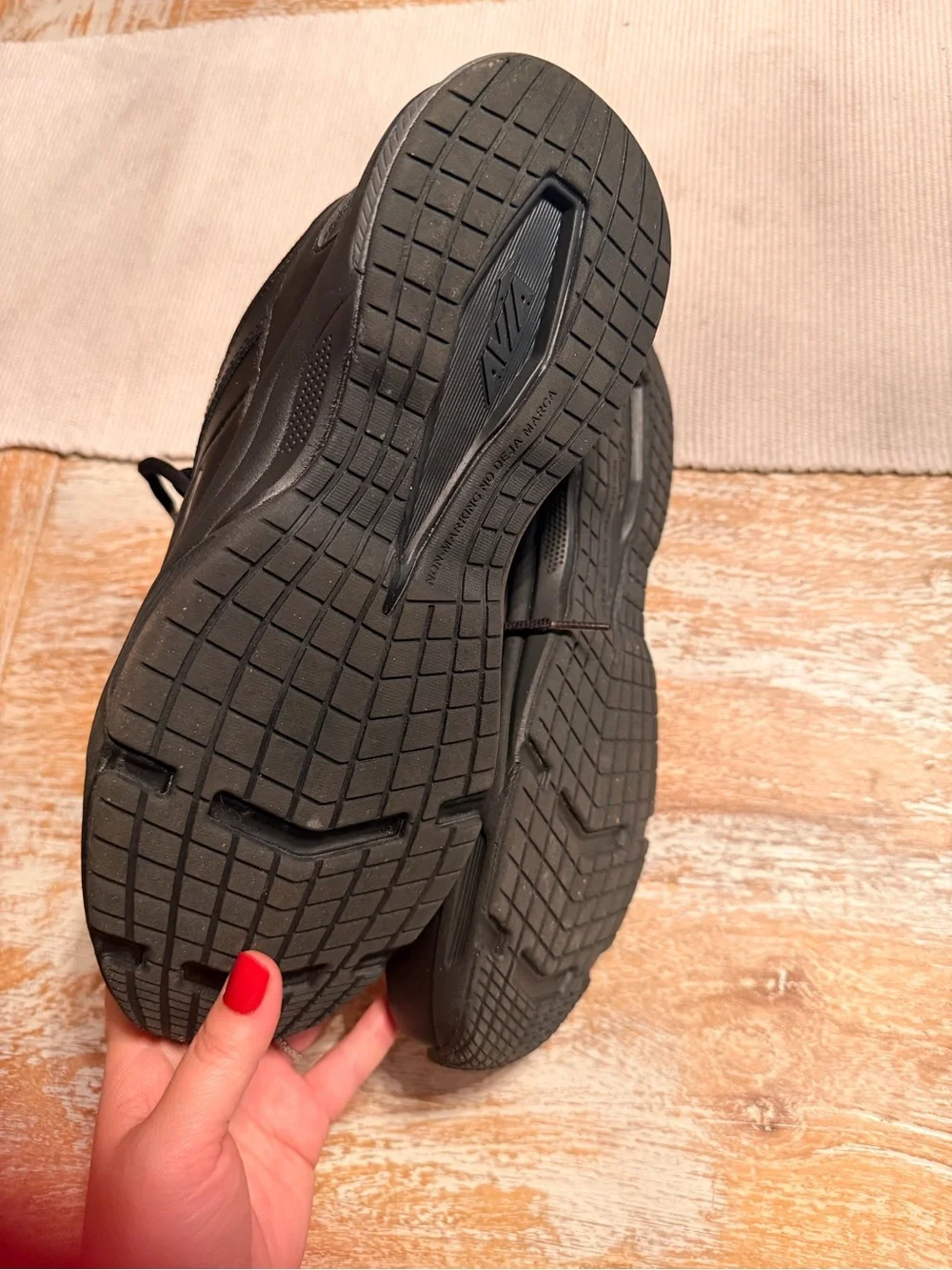 Avia lightweight athletic